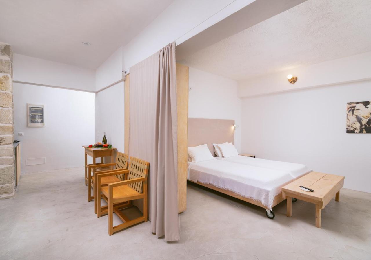 Die Zwei Brueder Art & Suites Matala  Bagian luar foto